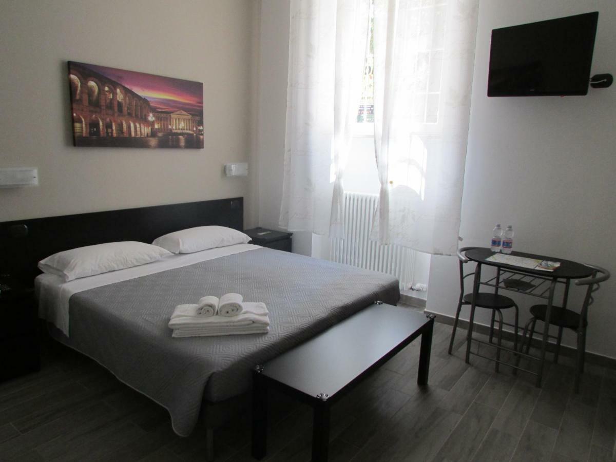 Affittacamere Verona In Екстер'єр фото