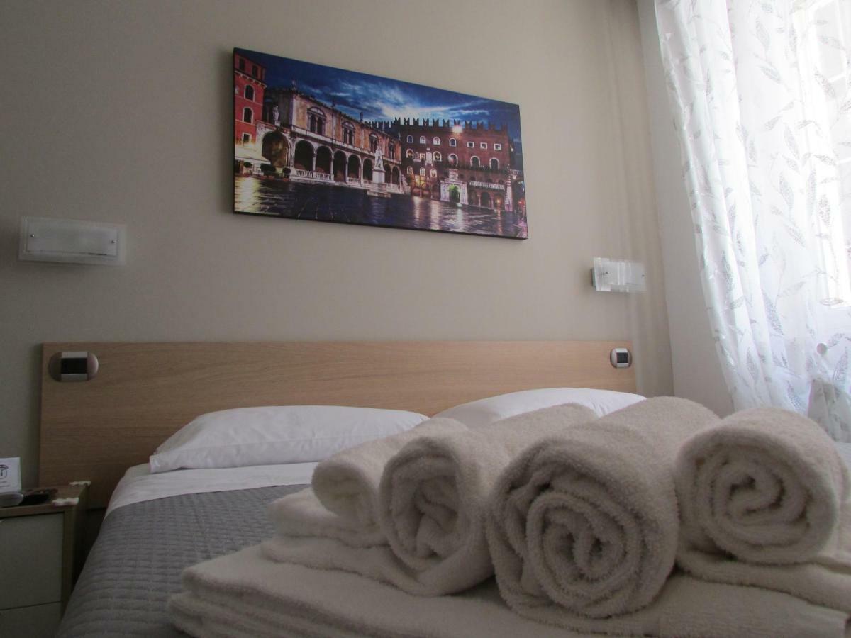 Affittacamere Verona In Екстер'єр фото
