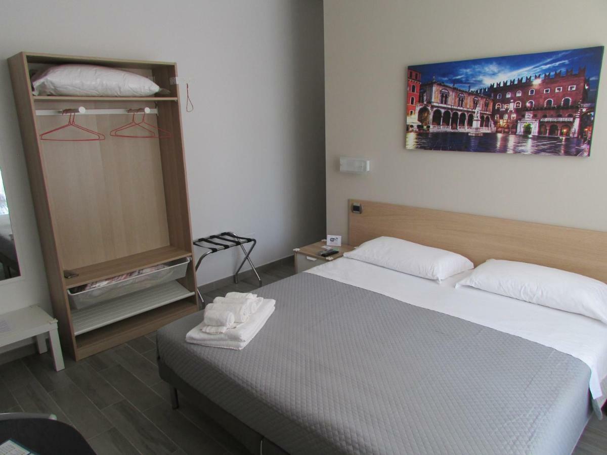 Affittacamere Verona In Екстер'єр фото
