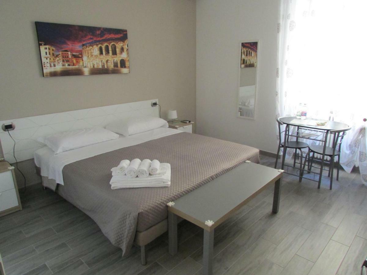 Affittacamere Verona In Екстер'єр фото
